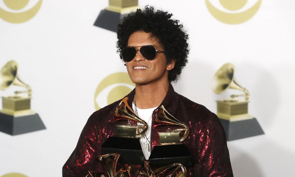 Bruno Mars triumphs at Grammys; JayZ is biggest loser « Nepalese Voice