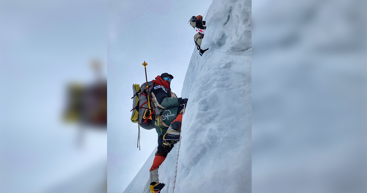 Nirmal Purja atop Manaslu, only one peak left to complete Project ...