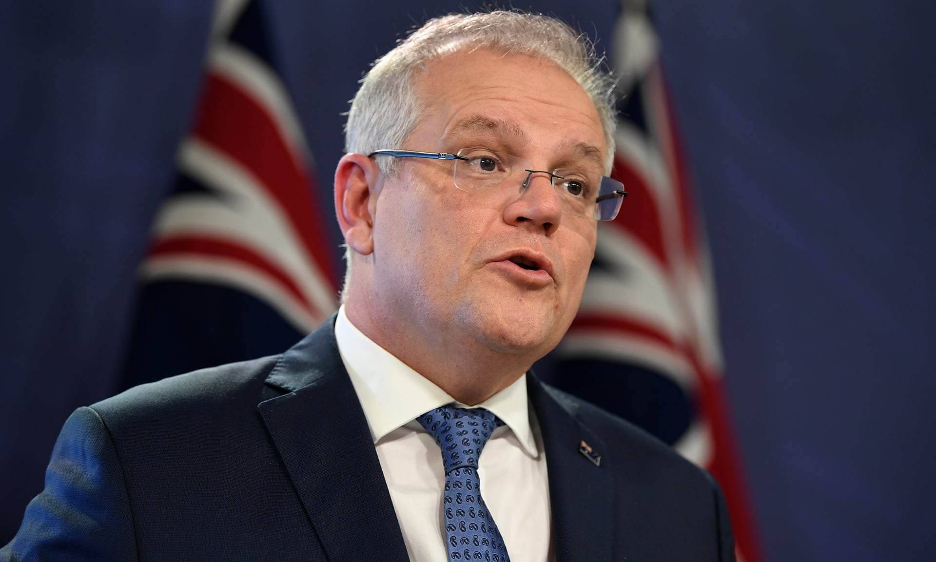 australian-government-imposes-self-isolation-for-all-people-arriving